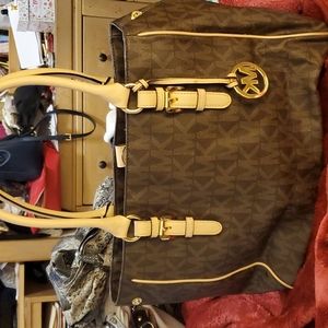 Michael kors brown signature tote